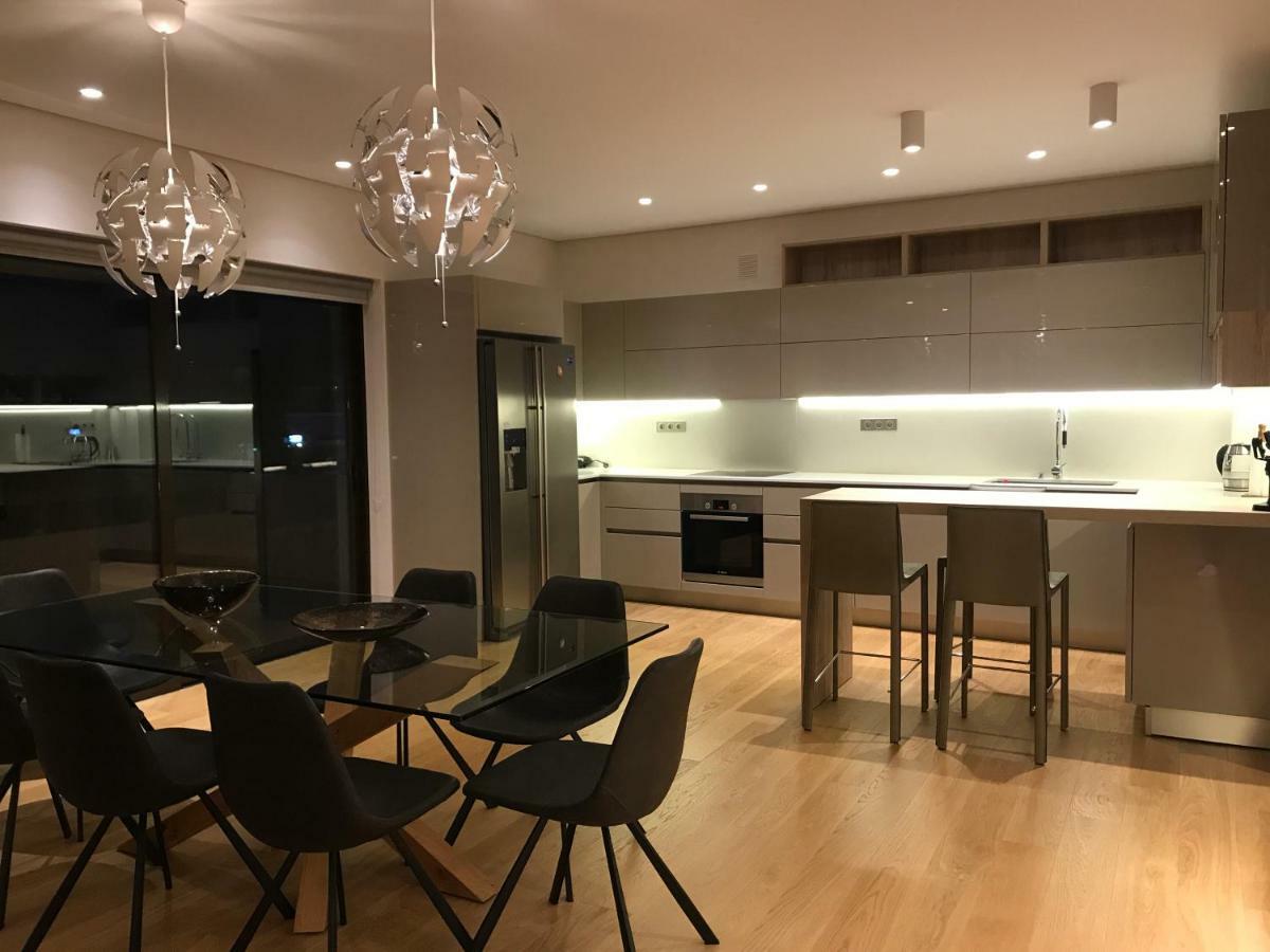 Luxury & Stylish Family Apartment Athens Ngoại thất bức ảnh